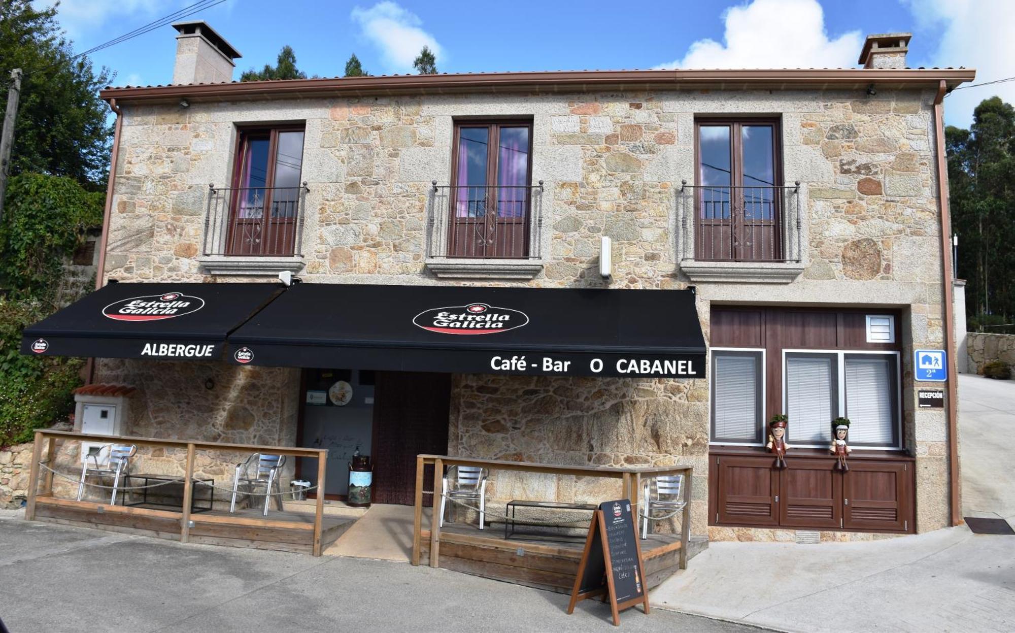 O Cabanel Albergue-Bar Villastose المظهر الخارجي الصورة